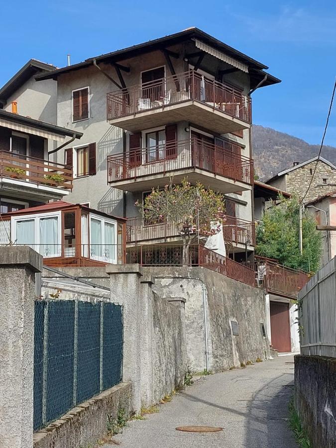 Casa Sassello - Appartamento Menta Dumenza Exteriör bild