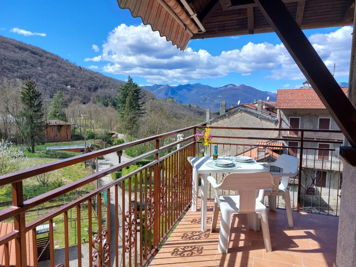 Casa Sassello - Appartamento Menta Dumenza Exteriör bild